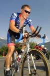 Lance Armstrong<BR>wurgt concurrentie