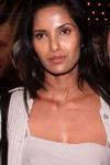 Mooie Padma Lakshmi Rushdie's muze