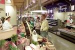 Supermarktreus Laurus zet 450 man op straat