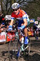 Klik op de foto voor een afbeelding op volle grootte (283x426, 35kb)