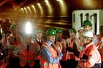 Willem-Alexander<BR>bij tunnelbouw