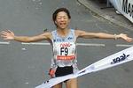 Takahashi doorbreekt magische grens