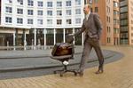 Vermeend zoekt baan voor overtollige KPN'ers