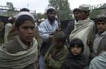 Pakistan weert<BR>vluchtelingen