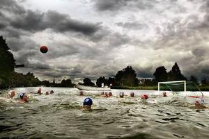 Oud-Hollands waterpoloën