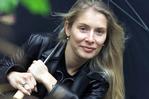 Elle van Rijn terug op de planken