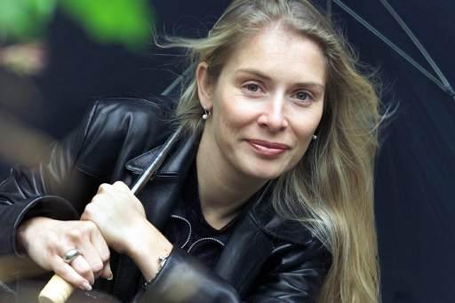 Elle van Rijn terug op de planken